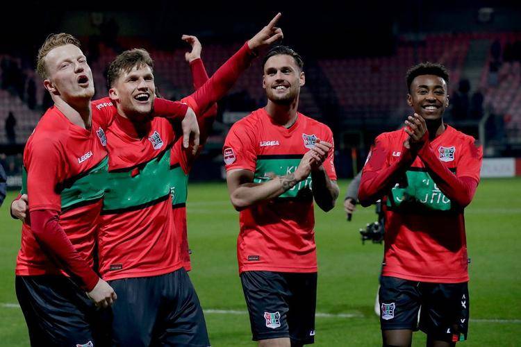 史第7次打 史第7次打