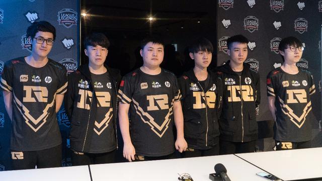 自于现场指 自于现场指