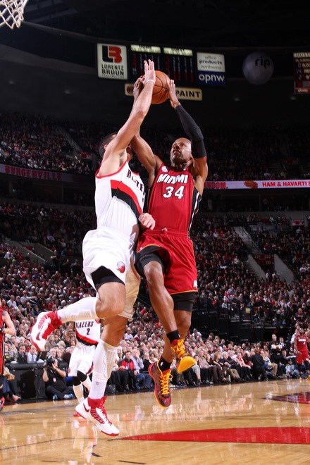 本文围绕 本文围绕