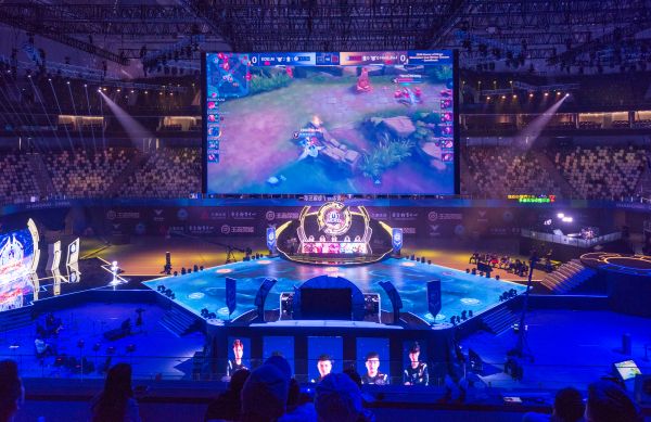 是后场的稳 是后场的稳