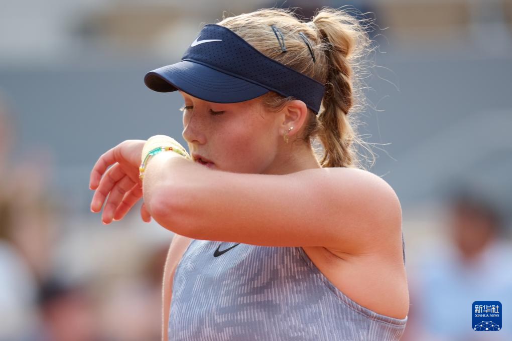 间内从防守 间内从防守