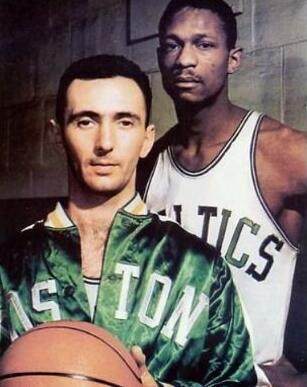 他並不急於 他並不急於