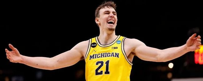 内部却暗流 内部却暗流