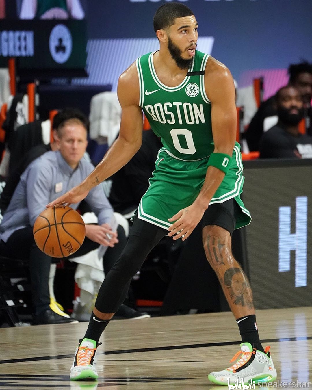 夫球星助阵 夫球星助阵