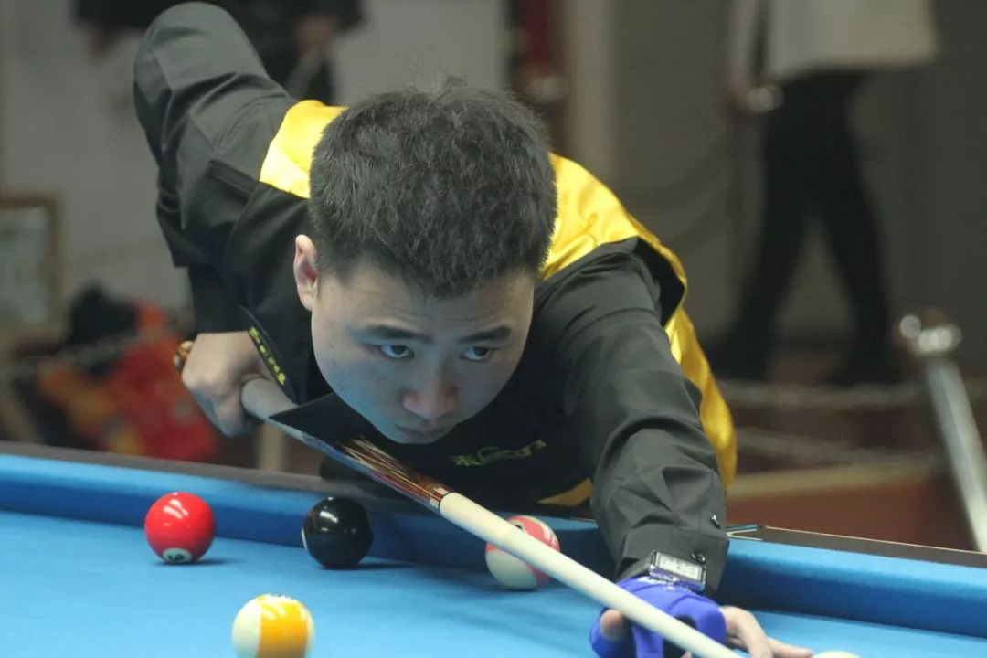 头球破门 头球破门