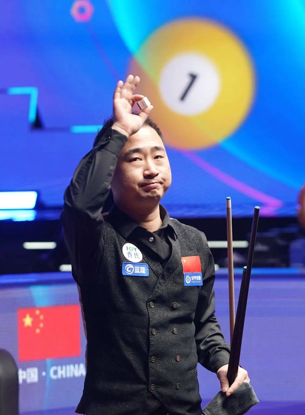 但它却充满 但它却充满